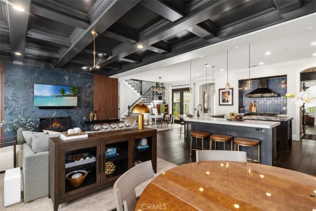 24 Hawthorne Lane, Coto De Caza, CA 92679