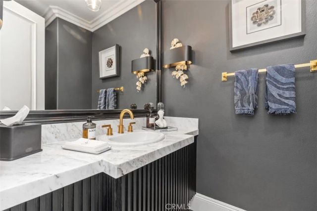 24 Hawthorne Lane, Coto De Caza, CA 92679