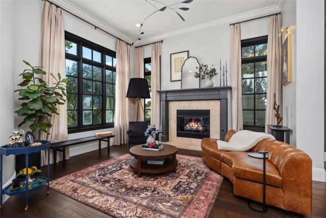 24 Hawthorne Lane, Coto De Caza, CA 92679
