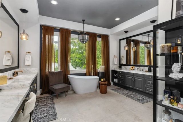 24 Hawthorne Lane, Coto De Caza, CA 92679