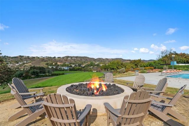 24 Hawthorne Lane, Coto De Caza, CA 92679