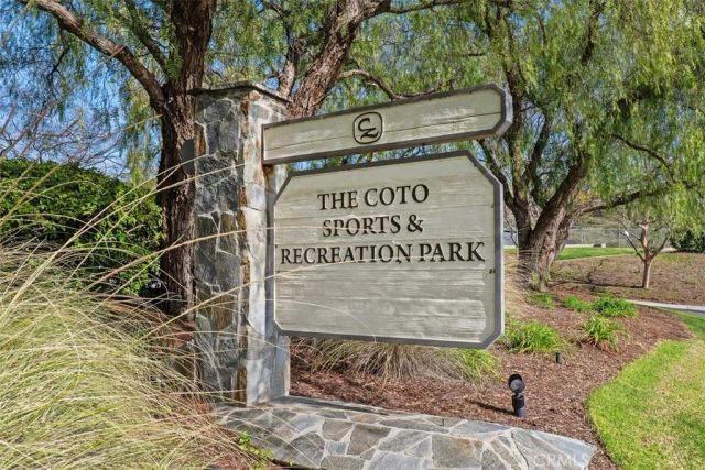 24 Hawthorne Lane, Coto De Caza, CA 92679