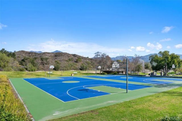 24 Hawthorne Lane, Coto De Caza, CA 92679