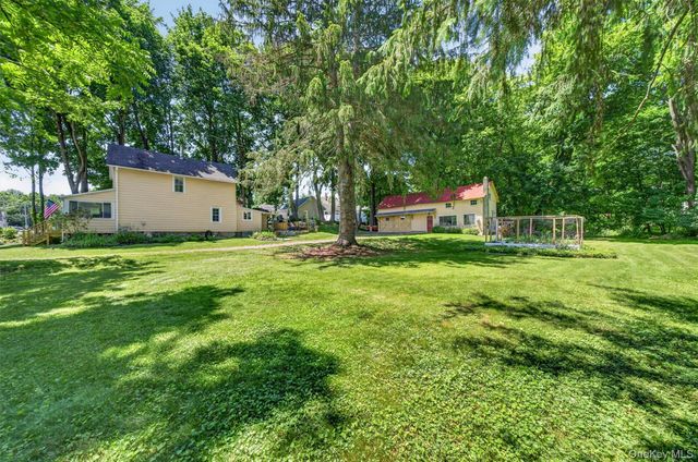 17 Valley Avenue, Central Valley, NY 10917