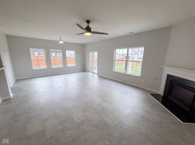 8095 Brookville Way, Avon, IN 46123