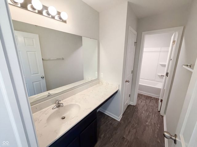 8095 Brookville Way, Avon, IN 46123