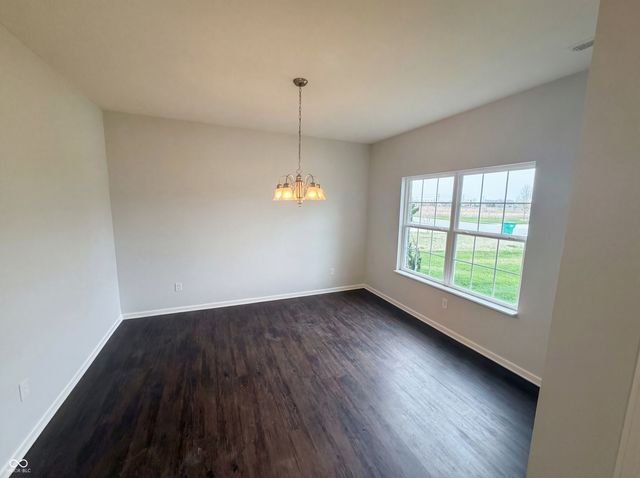 8095 Brookville Way, Avon, IN 46123