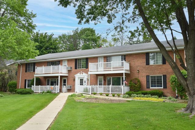 162 Heidel ROAD #5, Thiensville, WI 53092