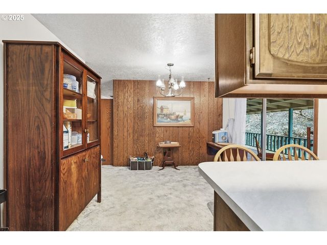 2100 BOYER Rd, Riddle, OR 97469