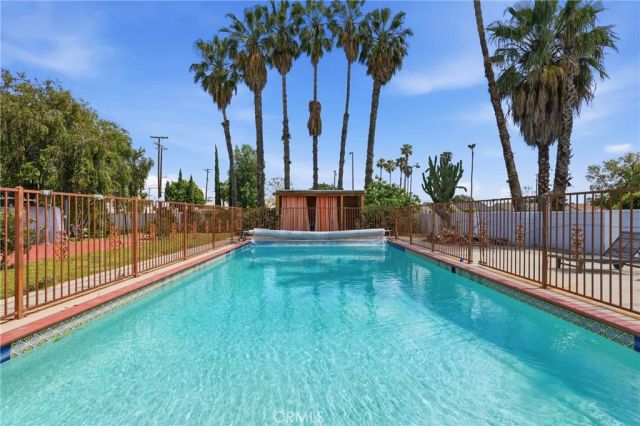8647 Corbin Avenue, Winnetka, CA 91306