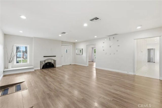 8647 Corbin Avenue, Winnetka, CA 91306