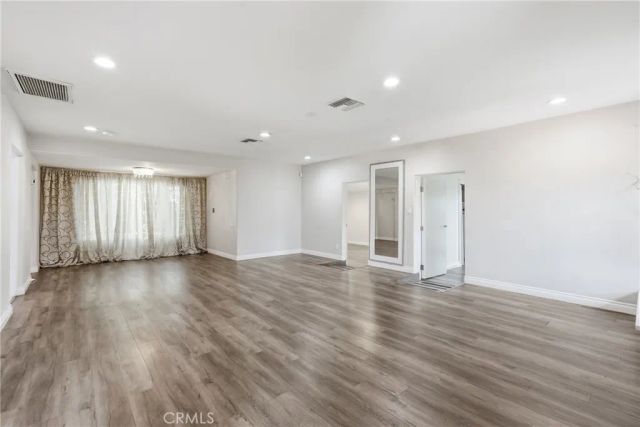 8647 Corbin Avenue, Winnetka, CA 91306