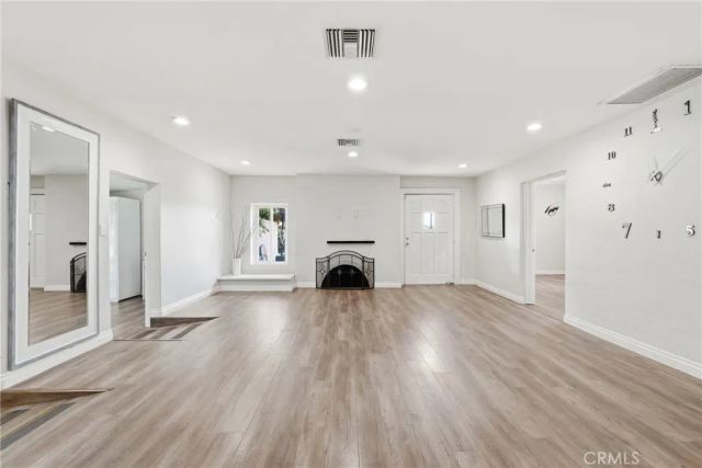 8647 Corbin Avenue, Winnetka, CA 91306