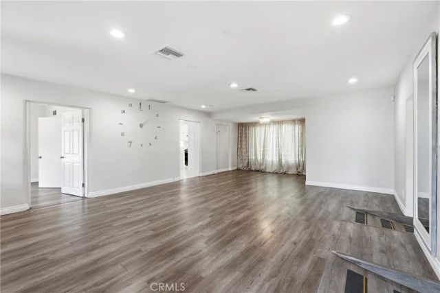 8647 Corbin Avenue, Winnetka, CA 91306