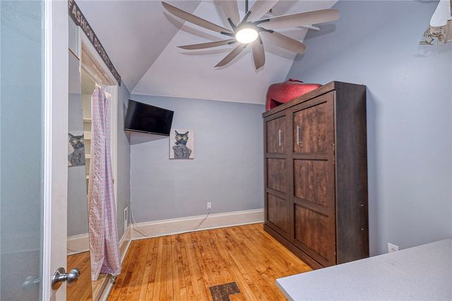 171 S 15th St 303, South Side, PA 15203