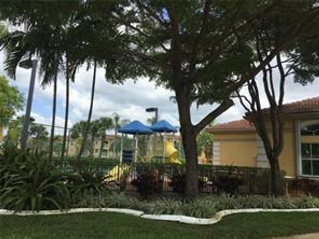 9620 NW 2nd Street 7-201, Pembroke Pines, FL 33024