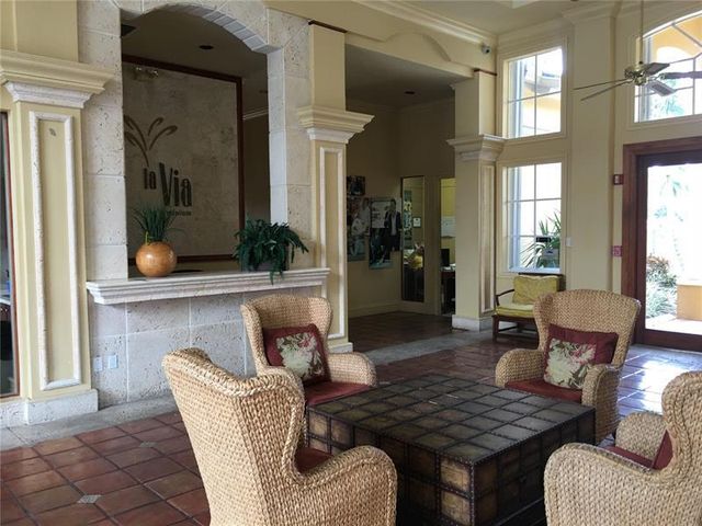 9620 NW 2nd Street 7-201, Pembroke Pines, FL 33024