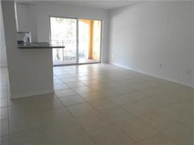 9620 NW 2nd Street 7-201, Pembroke Pines, FL 33024