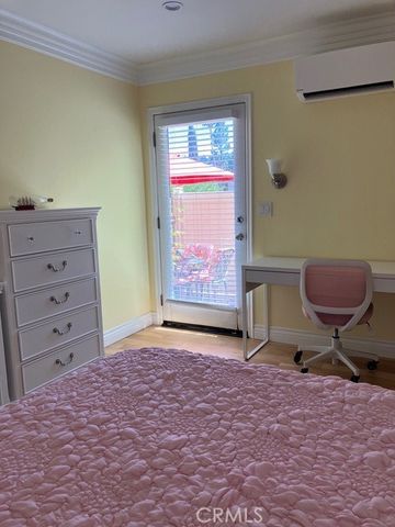11138 Aqua Vista Street 67, Studio City (los Angeles), CA 91602