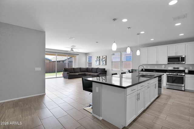 8503 W PEPPERTREE Lane, Glendale, AZ 85305