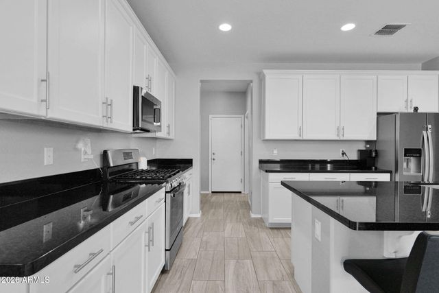 8503 W PEPPERTREE Lane, Glendale, AZ 85305