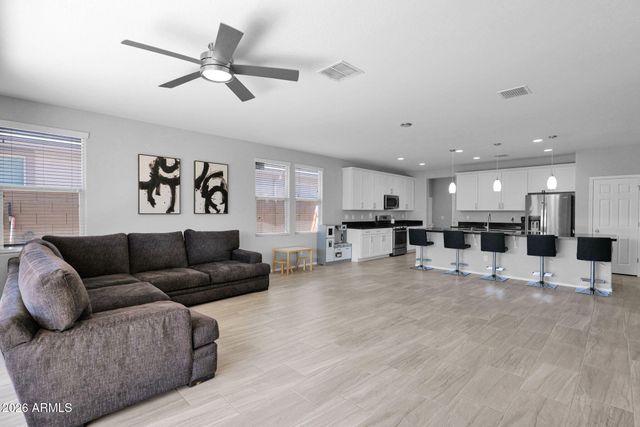 8503 W PEPPERTREE Lane, Glendale, AZ 85305