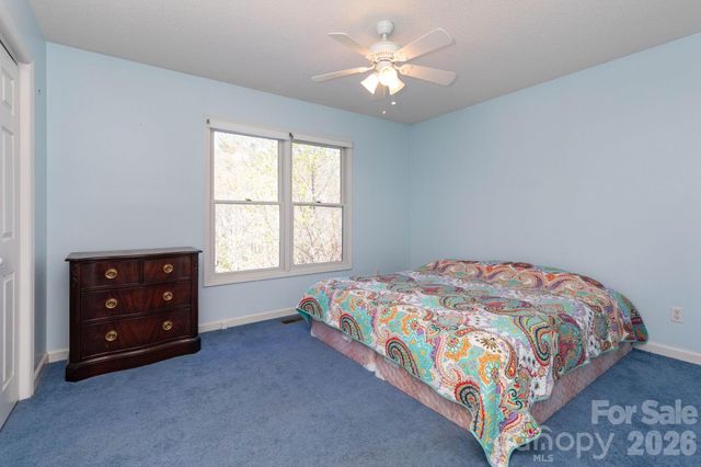 6 Arrowhead Lane, Weaverville, NC 28787
