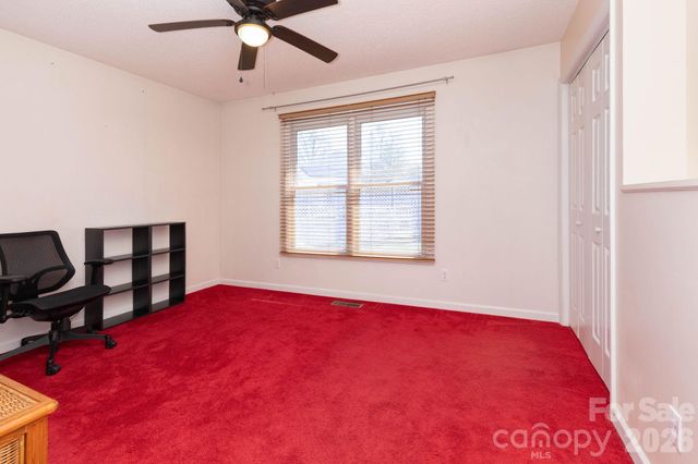 6 Arrowhead Lane, Weaverville, NC 28787
