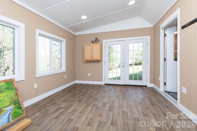 6 Arrowhead Lane, Weaverville, NC 28787