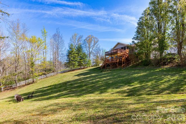 6 Arrowhead Lane, Weaverville, NC 28787