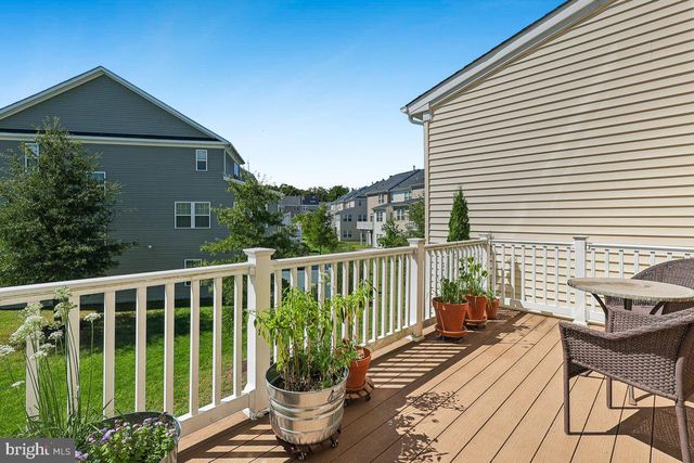 8132 VILLAGGIO DR, Millersville, MD 21108