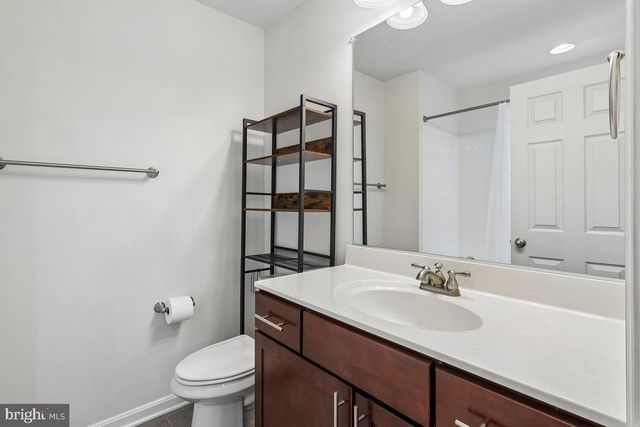 8132 VILLAGGIO DR, Millersville, MD 21108