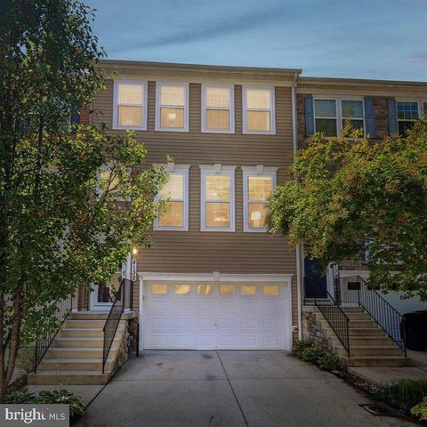 8132 VILLAGGIO DR, Millersville, MD 21108