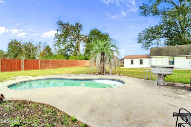 172 Wichita Lane, Opelousas, LA 70570