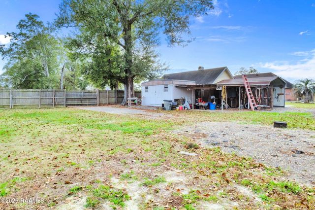 172 Wichita Lane, Opelousas, LA 70570