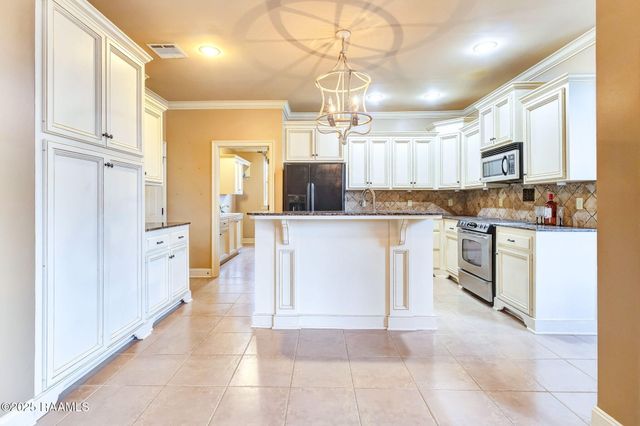 172 Wichita Lane, Opelousas, LA 70570