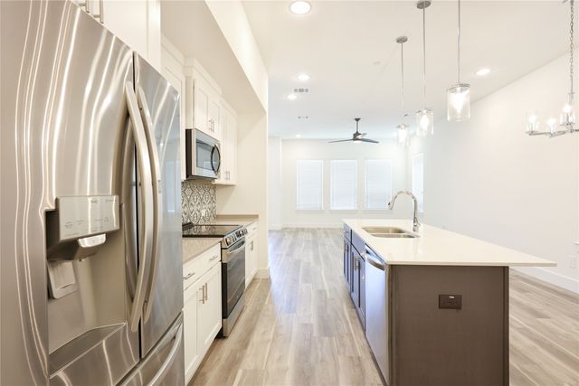 808 Eaglescliffe Landing, Wylie, TX 75098