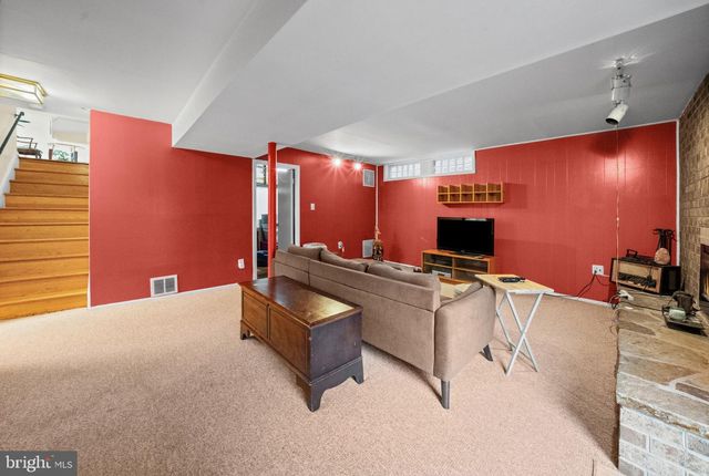 6816 TIMBERLANE RD, Baltimore, MD 21209