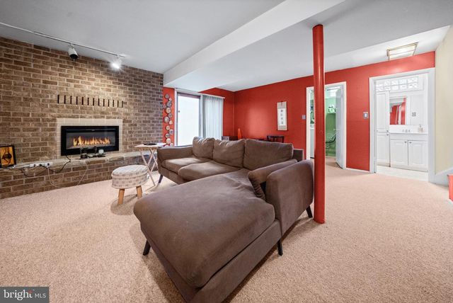 6816 TIMBERLANE RD, Baltimore, MD 21209