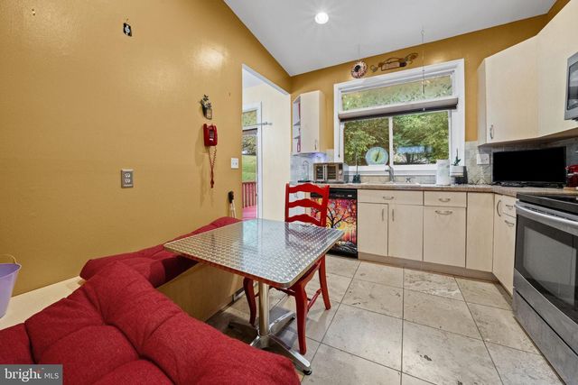 6816 TIMBERLANE RD, Baltimore, MD 21209