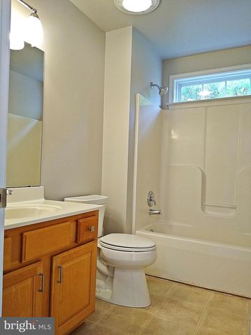 410 LONDONTOWNE CT, Hagerstown, MD 21740