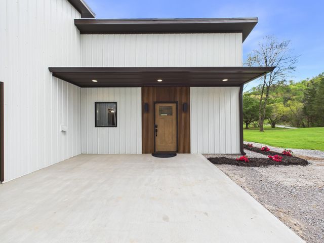 1483 Reagan Valley Road, Tellico Plains, TN 37385