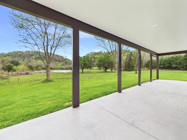 1483 Reagan Valley Road, Tellico Plains, TN 37385