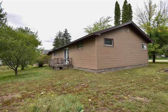 600 WALTER STREET, Stevens Point, WI 54482