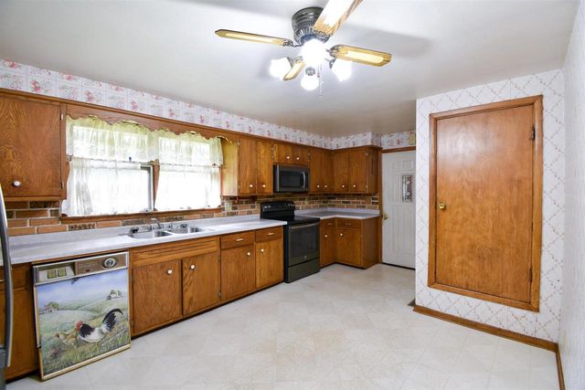 600 WALTER STREET, Stevens Point, WI 54482