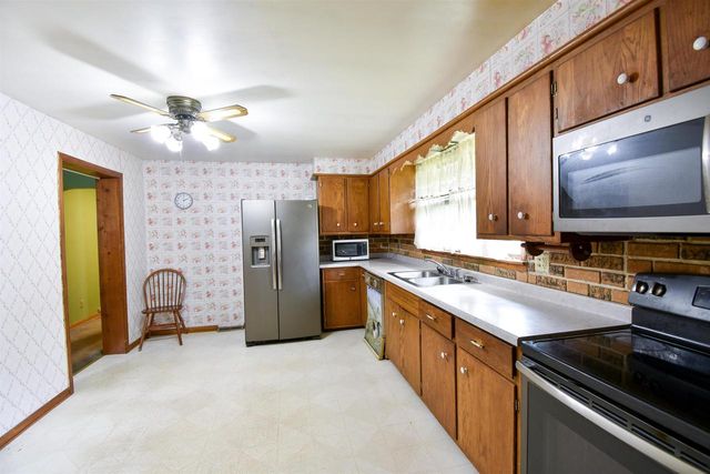 600 WALTER STREET, Stevens Point, WI 54482