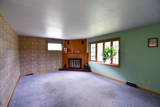 600 WALTER STREET, Stevens Point, WI 54482