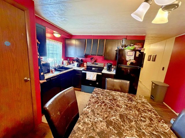 122 Falling Creek Circle, Janesville, WI 53548