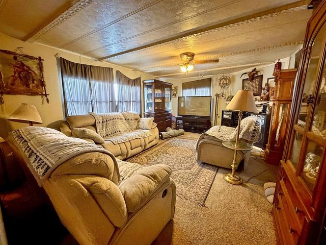 122 Falling Creek Circle, Janesville, WI 53548