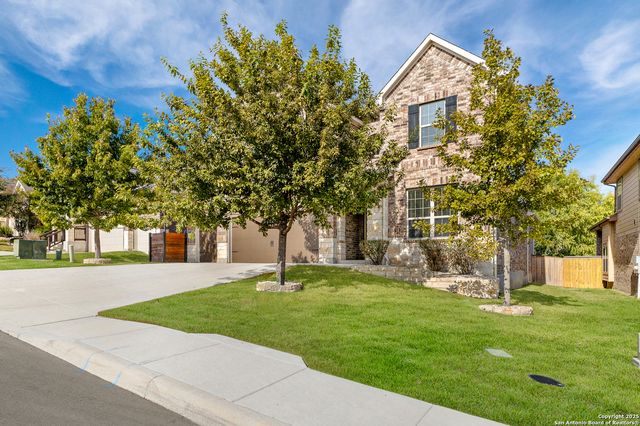 13539 Falls Summit, San Antonio, TX 78245